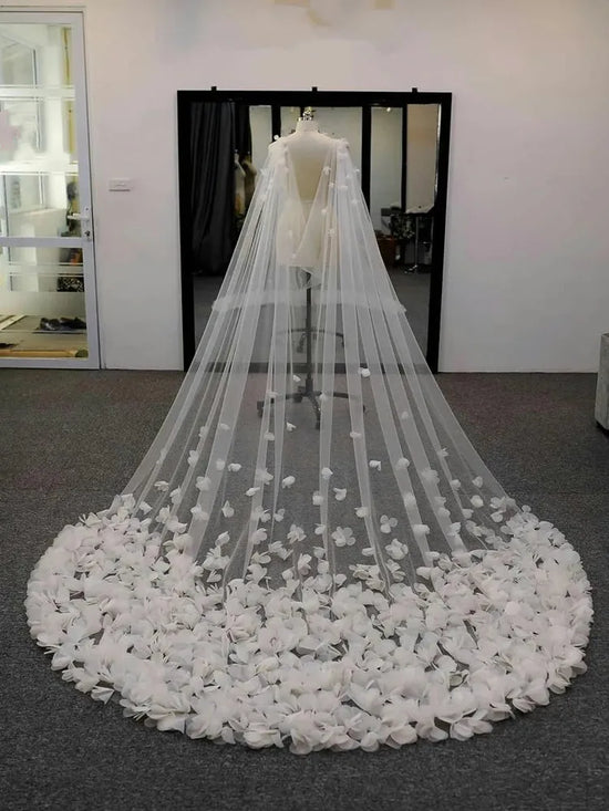 Retro Elegant Wedding 3D Floral Shoulder Cape Veil Bridal Accessory