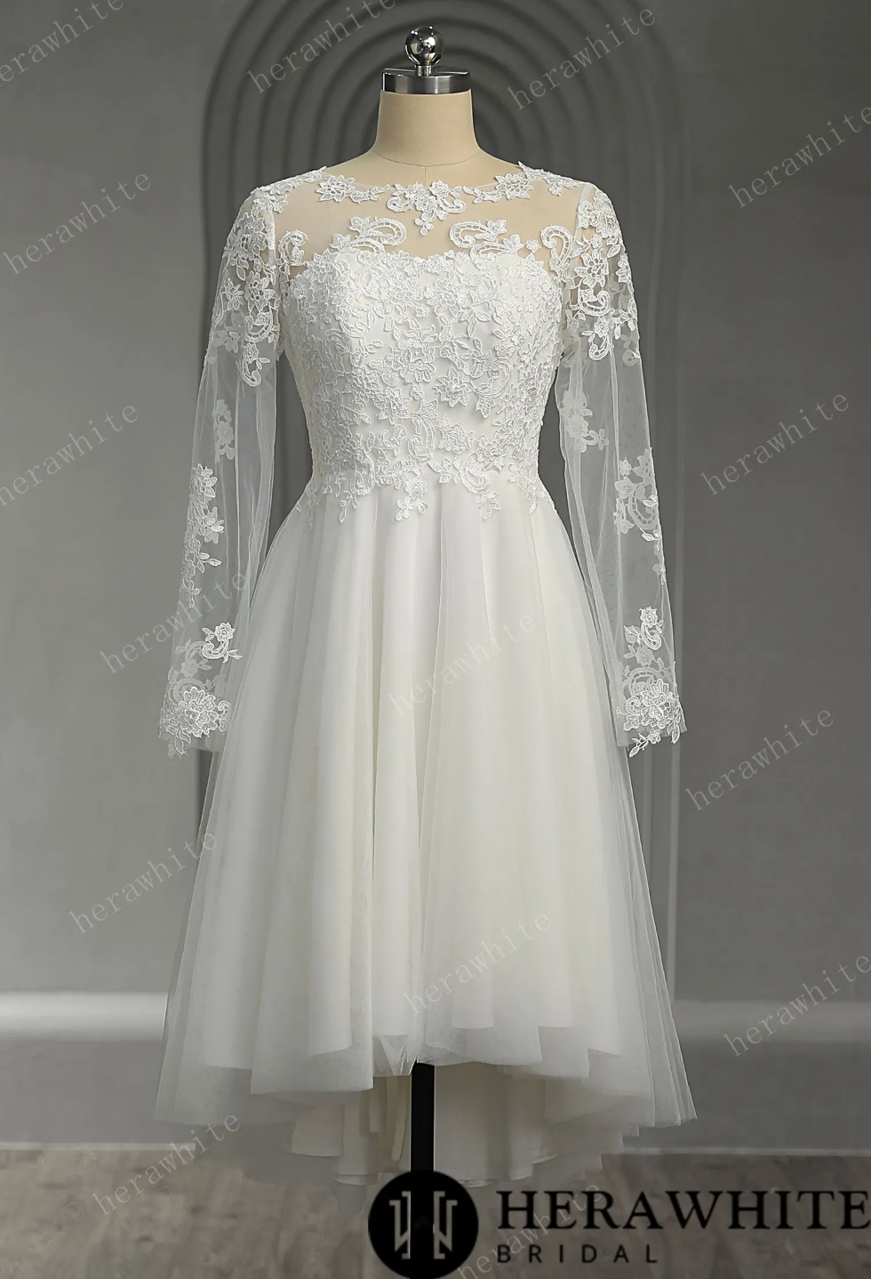 Mini Short Wedding Dress Long Lace Sleeves No Train, This wedding dress is perfect for brides who want a blend of sophistication and femininity o