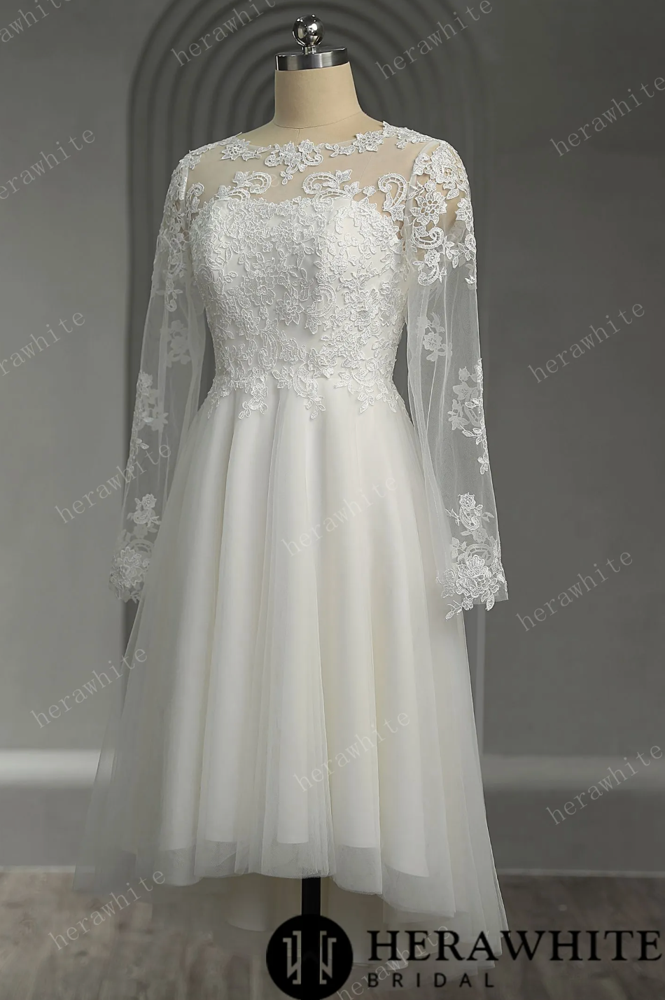 Mini Short Wedding Dress Long Lace Sleeves No Train, This wedding dress is perfect for brides who want a blend of sophistication and femininity o