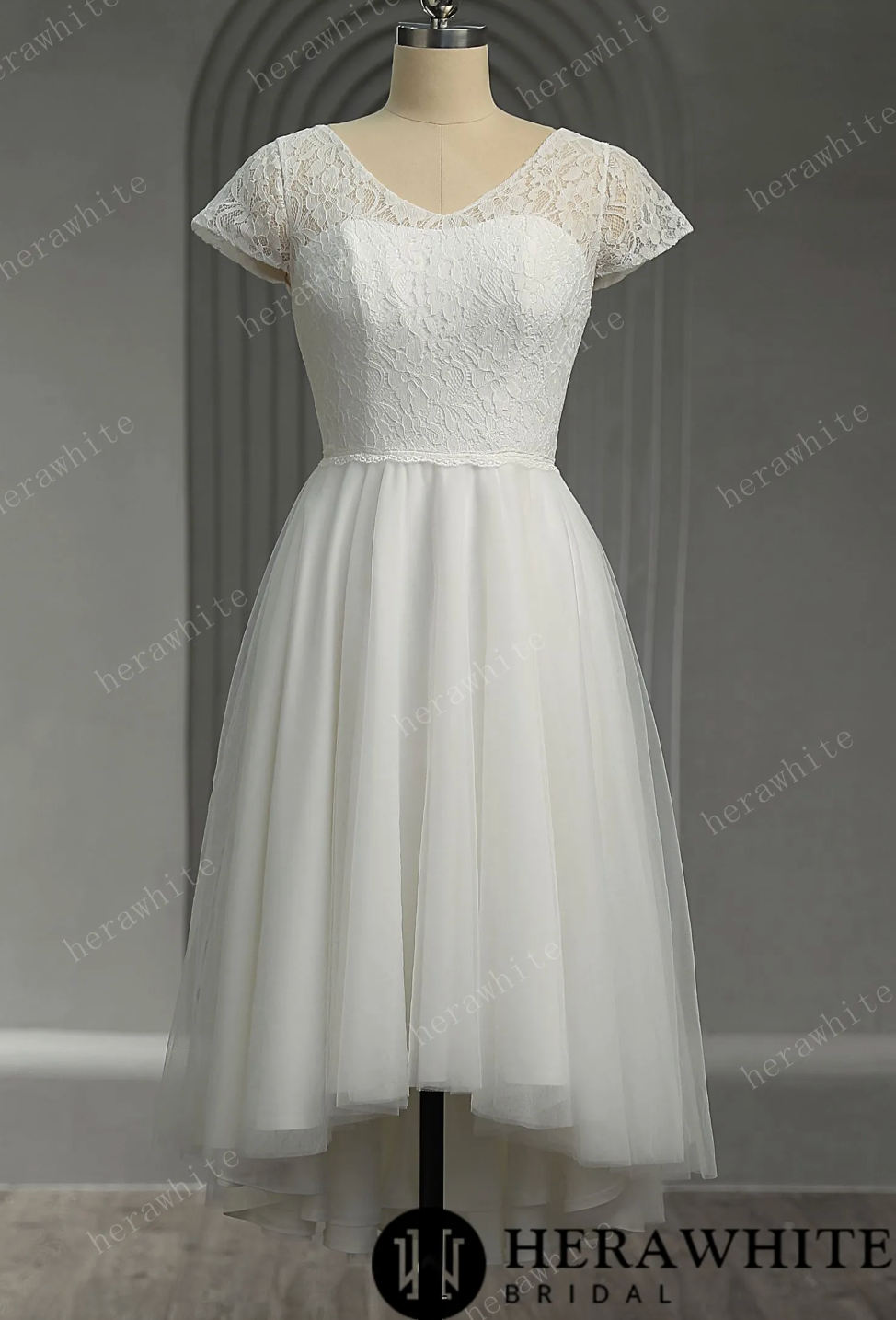 Classic V-neck Floral Lace Tulle Short Wedding Dress