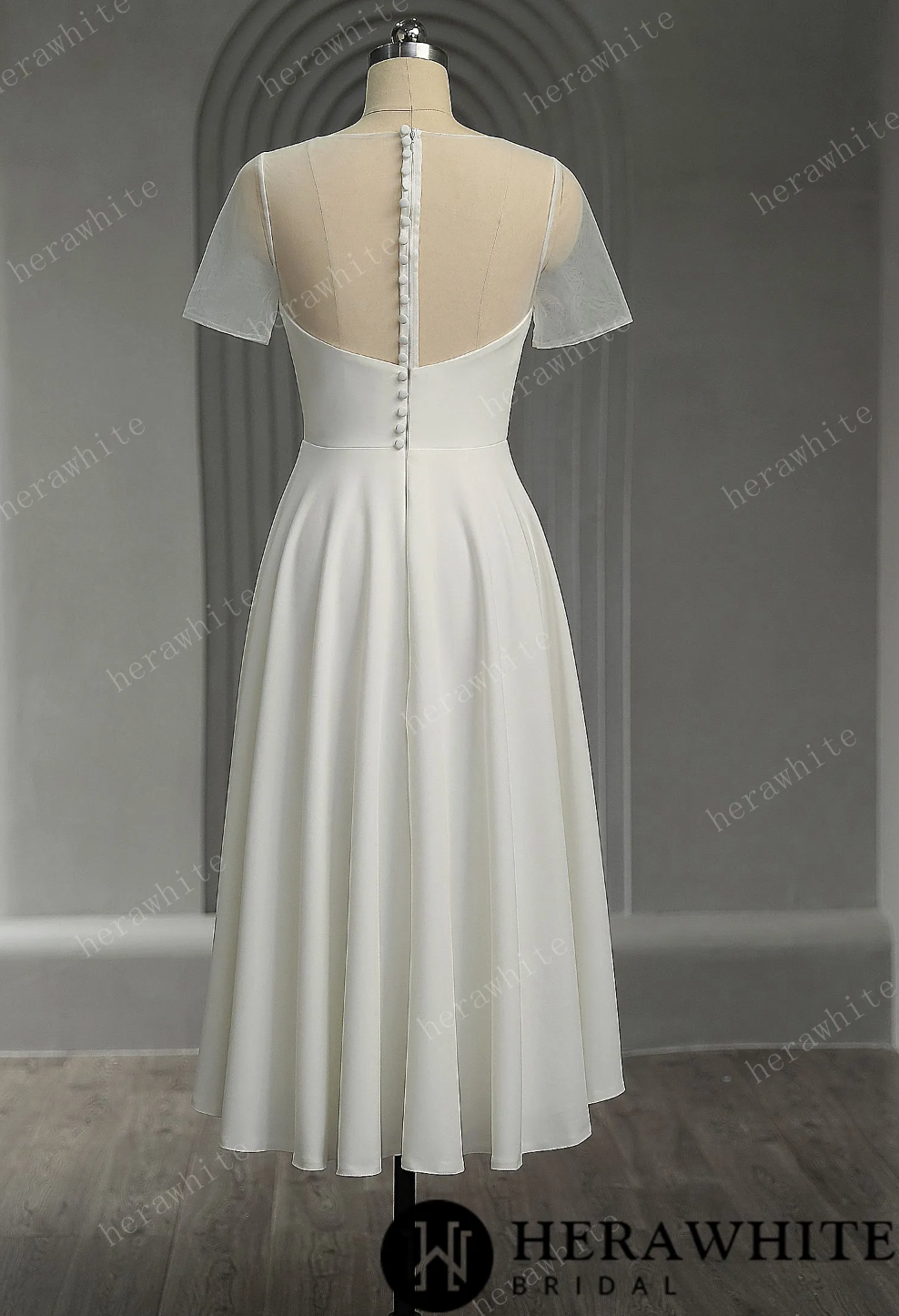 Mini Short Wedding Dress Satin Tulle Short Sleeves No Train, High-quality satin fabric, soft and comfortable to the touch, comfortable to wear.