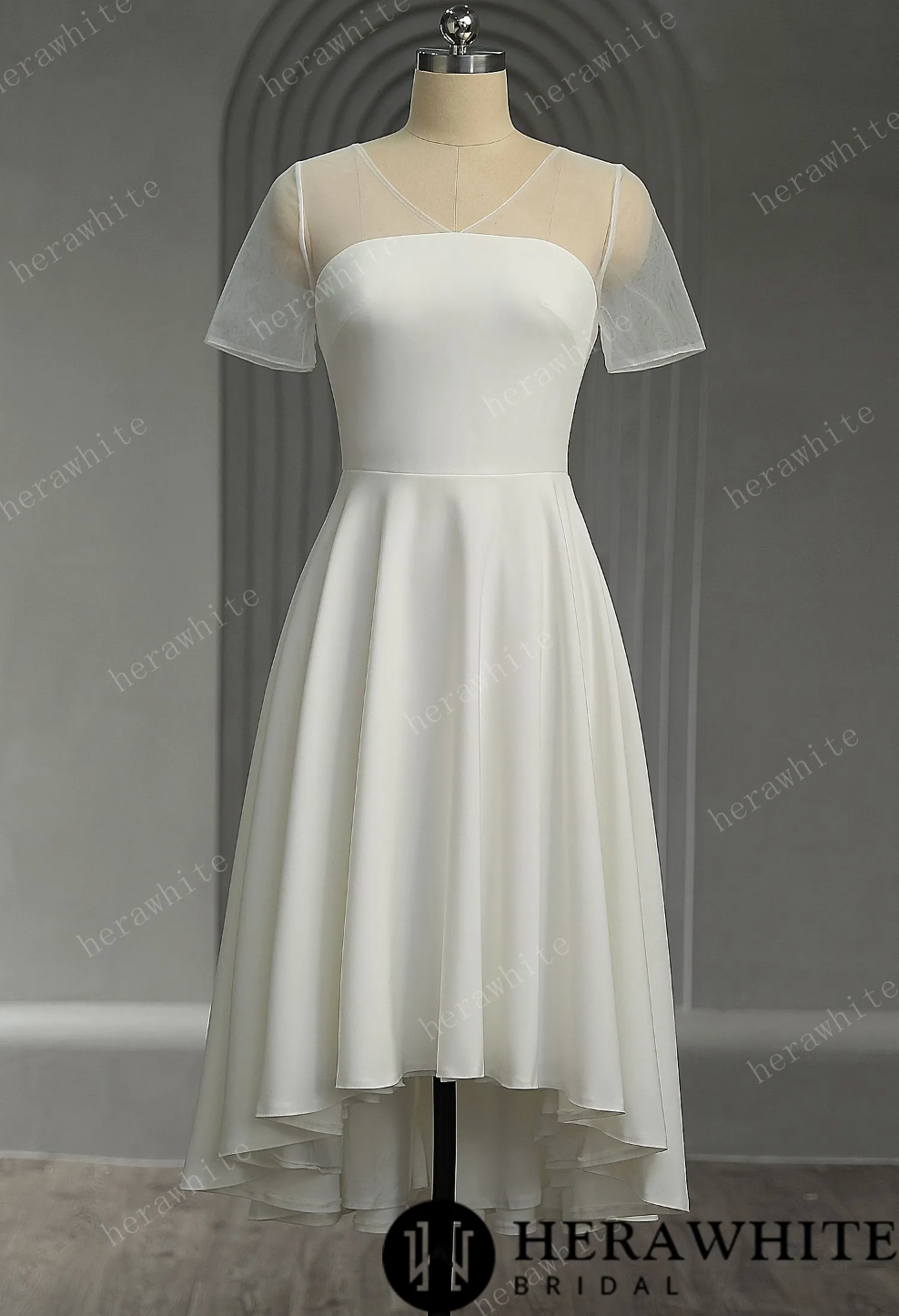 Mini Short Wedding Dress Satin Tulle Short Sleeves No Train, High-quality satin fabric, soft and comfortable to the touch, comfortable to wear.