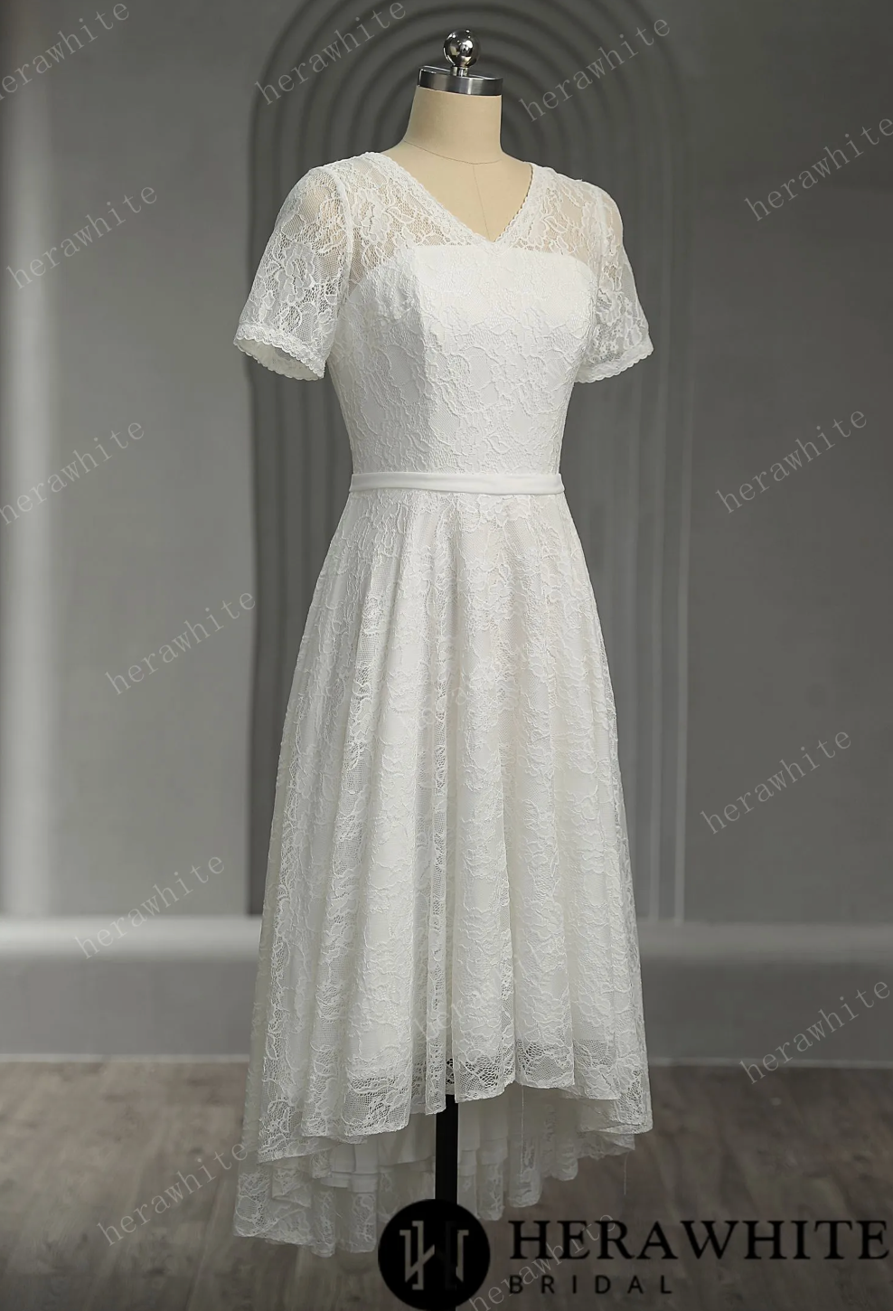 Mini Short Wedding Dress Lace A Line No Train, Indulge in the luxurious feel and unparalleled comfort of this wedding dress. The short-sleeved
