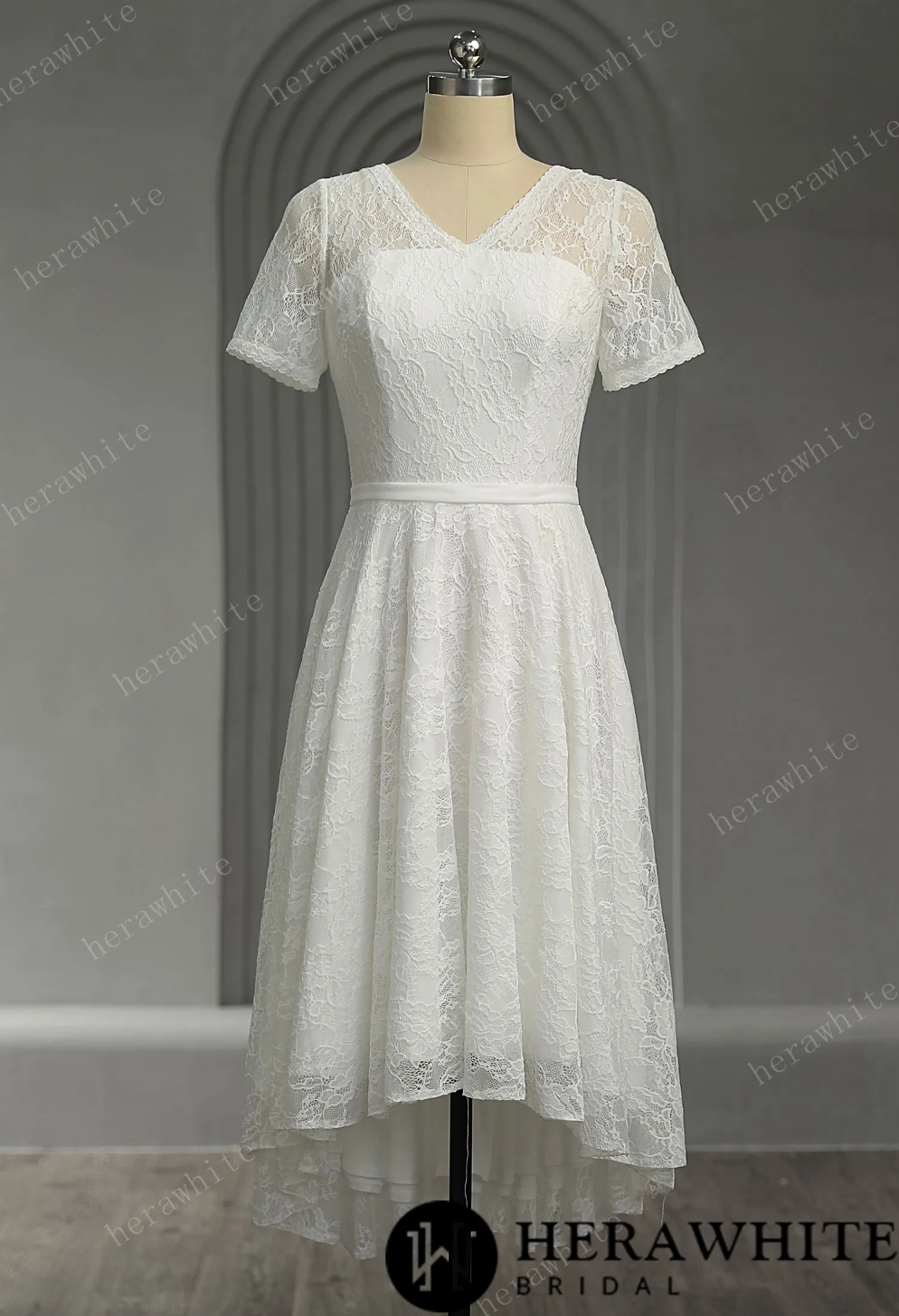 Mini Short Wedding Dress Lace A Line No Train, Indulge in the luxurious feel and unparalleled comfort of this wedding dress. The short-sleeved