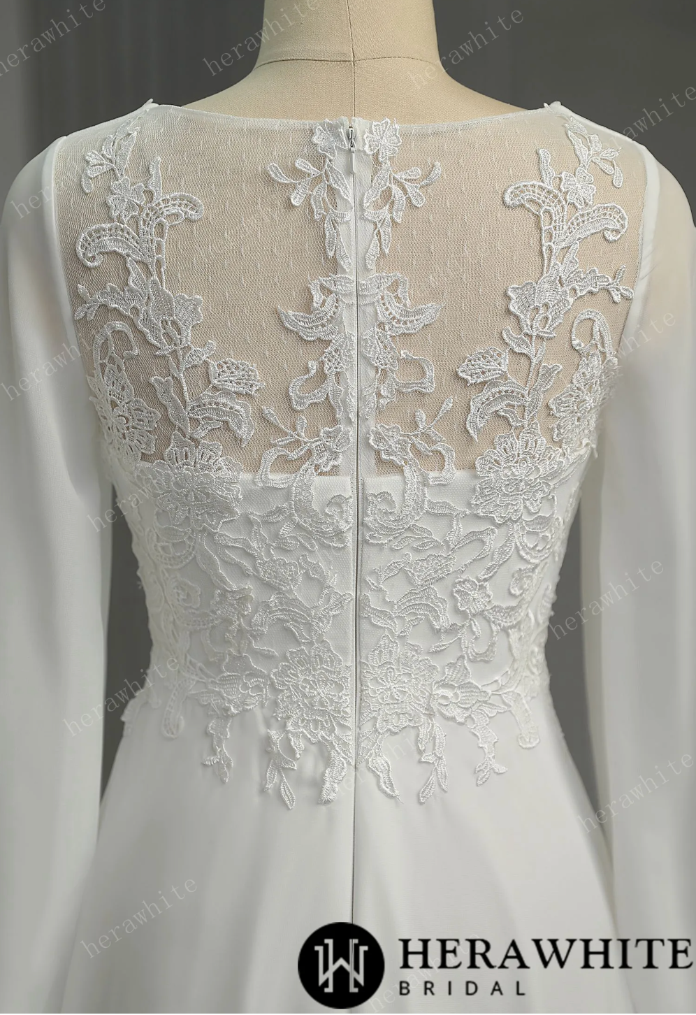 Mini Short Wedding Dress Chiffon Long Sleeves No Train, This wedding dress features a lace bodice, sheer long sleeves made of chiffon, a