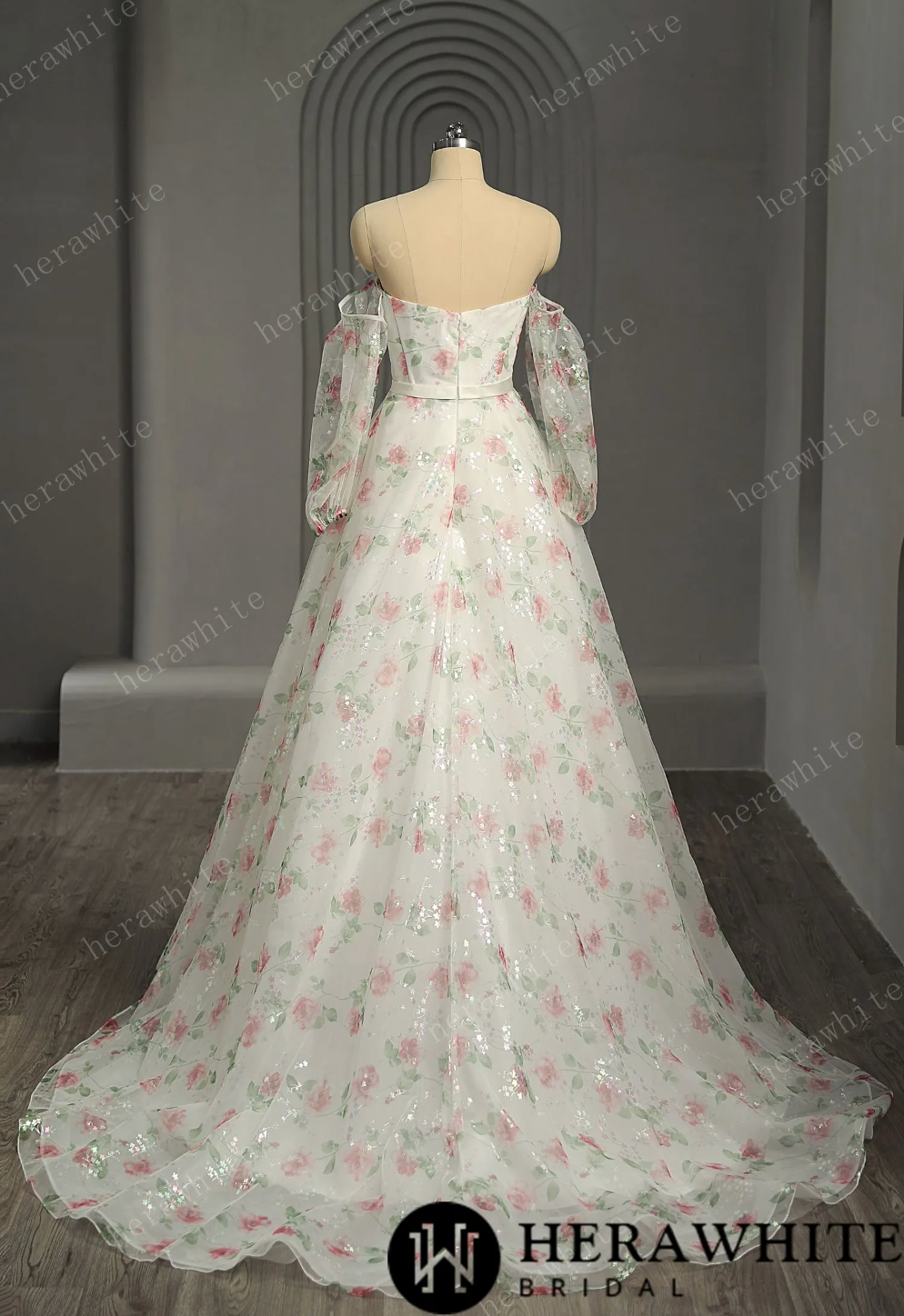 Romantic Print Sweetheart Neckline Wedding Dress With Detachable Sleeve