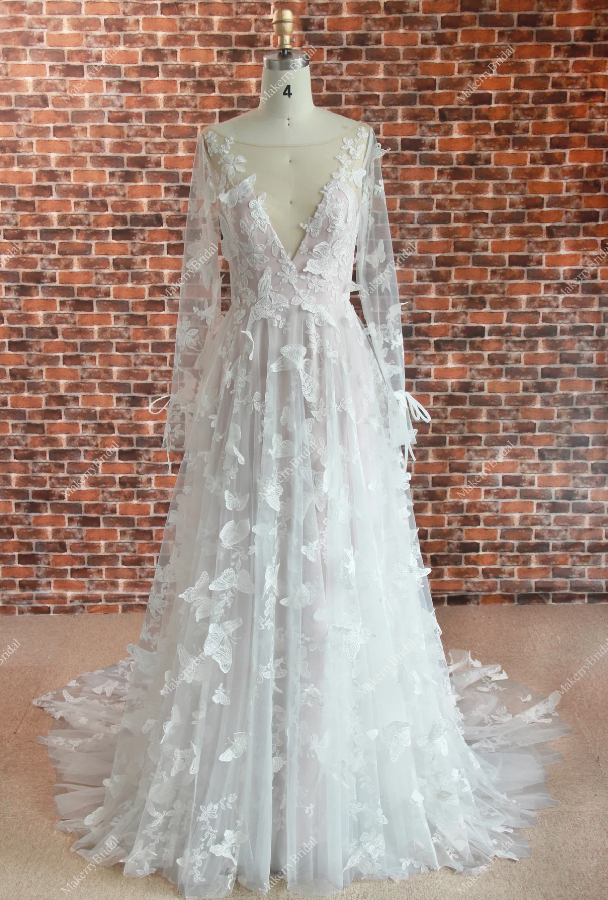 Romantic Boho Lace Butterfly Pattern Wedding Dress With Long Sleeves