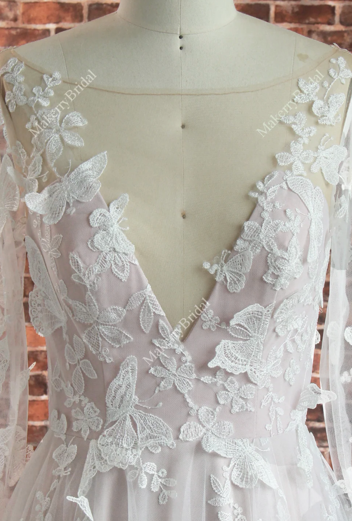 Wedding Dress Boho Lace Butterfly Pattern With Long Sleeves