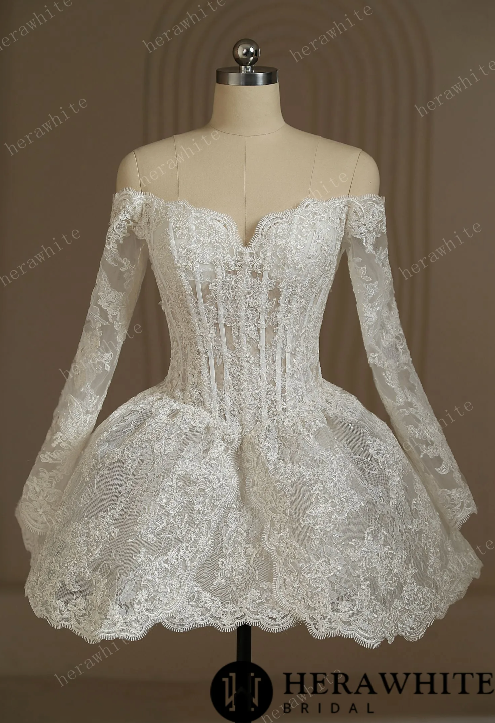 Mini Short Wedding Dress Long Lace Sleeves No Train, This elegant dress features a sparkling lace fabric and a short design that exudes both fashion and romance,
