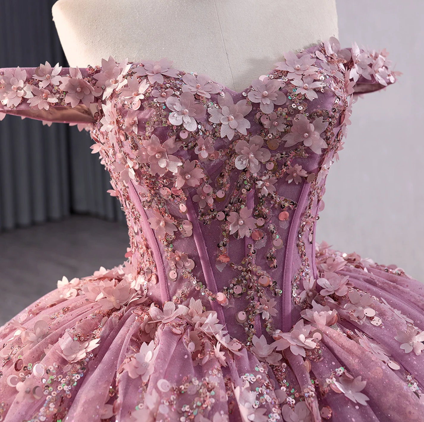 Quinceanera Dress Pink Sequined Sweetheart Ball Gown, Elegantly enter your formal event in this exquisite full party ball gown