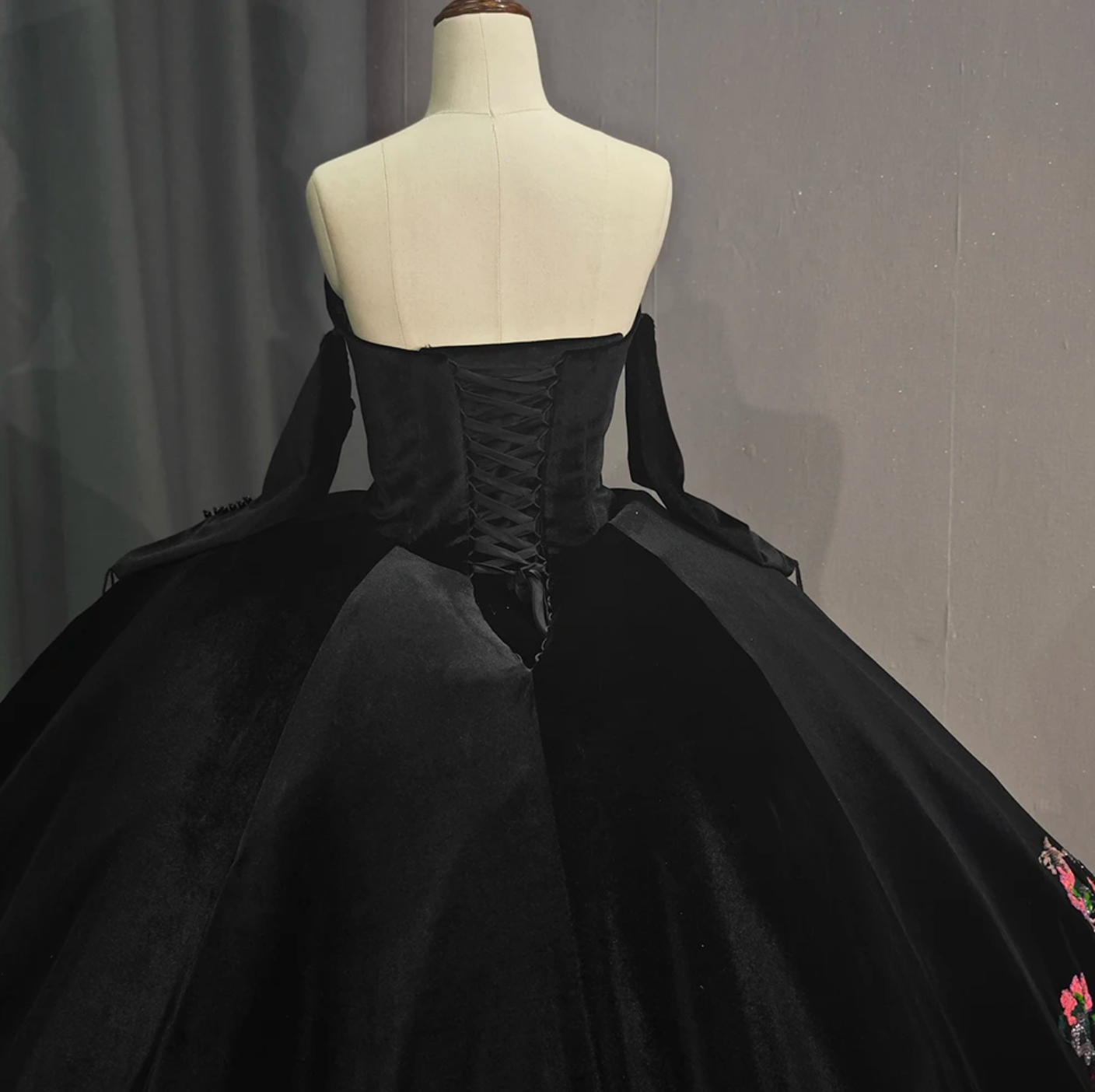Quinceanera Dress Black Off Shoulder Ball Gown