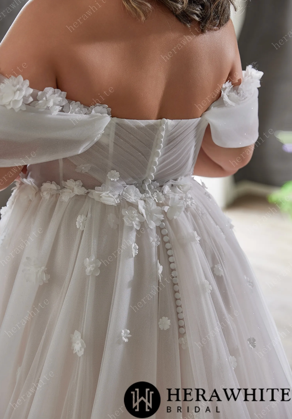 Plus Size Wedding Dress 3D Floral Lace Tulle Gown