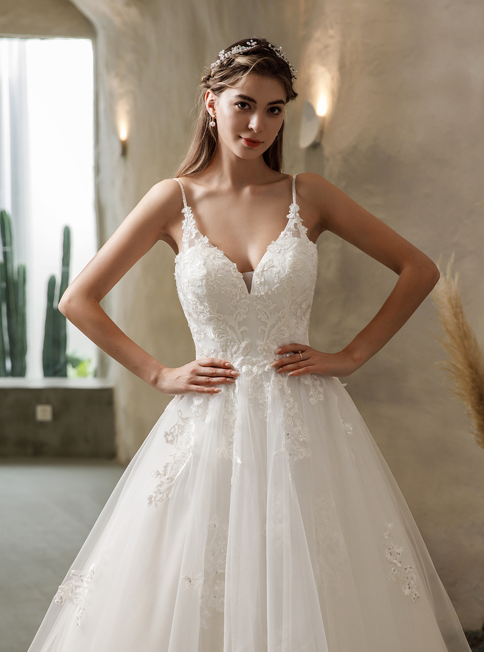 Wedding Dress Satin Bridal Gown with Lace Tiered Tulle Skirt