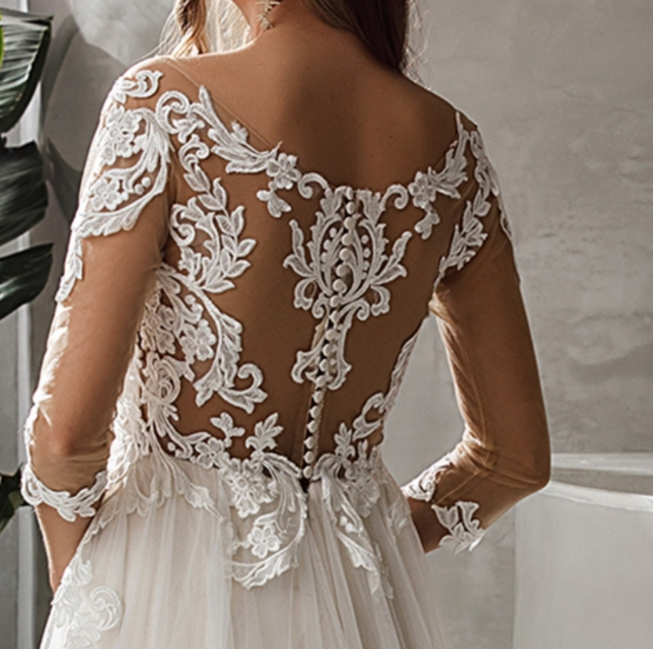 Gorgeous Lace A-line Bridal Gown With 3/4 sleeves