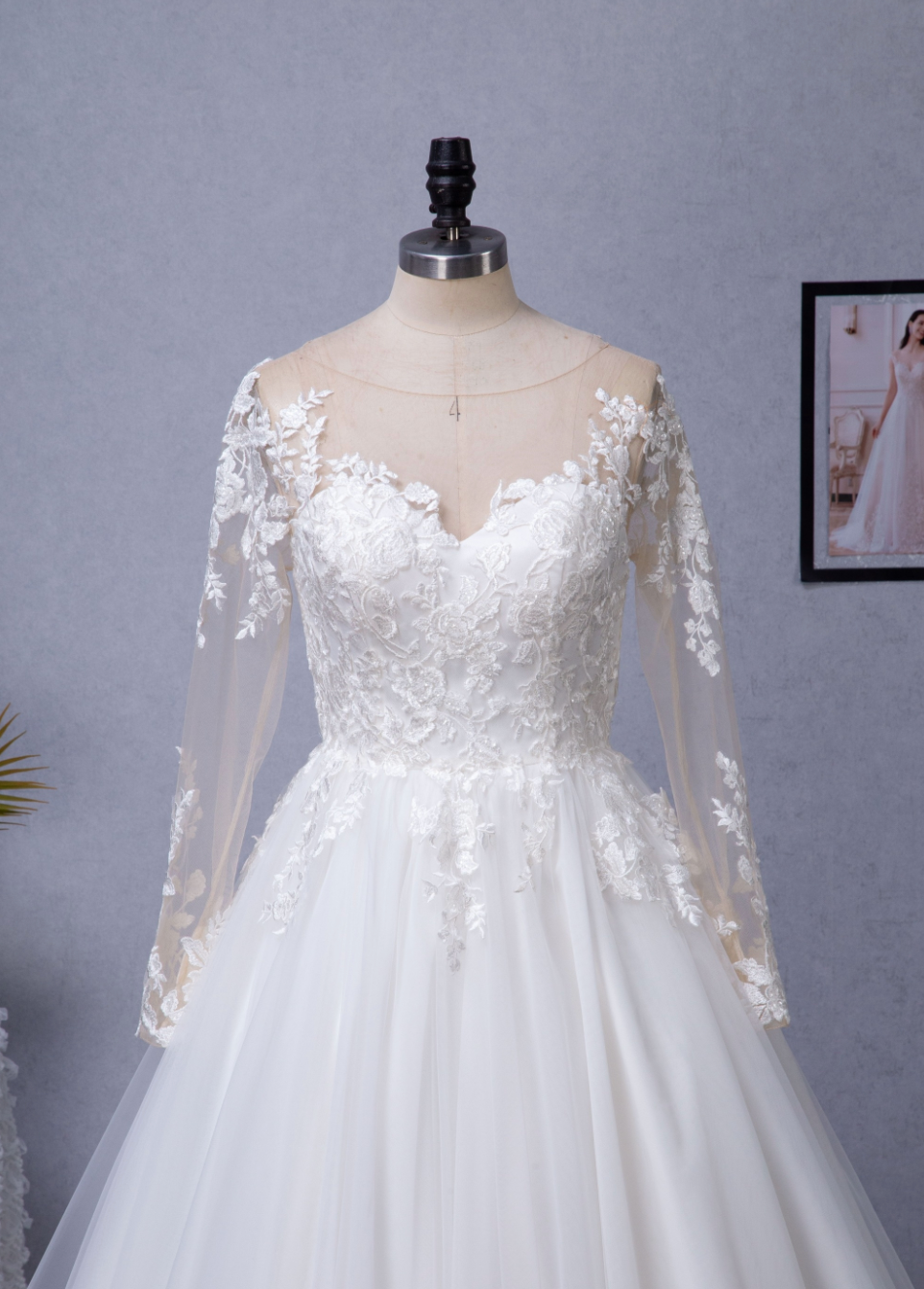 Wedding Dress Illusion Long Sleeve Chapel Train Lace