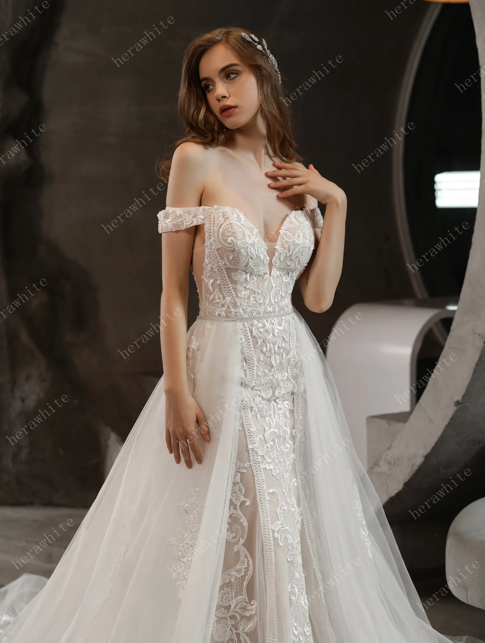 Lace Wedding Dress Glitter Tulle Bridal Gown with Detachable Train,  all is possible in this lace bridal dress in a soft, statuesque, and ultra-flattering silhouette