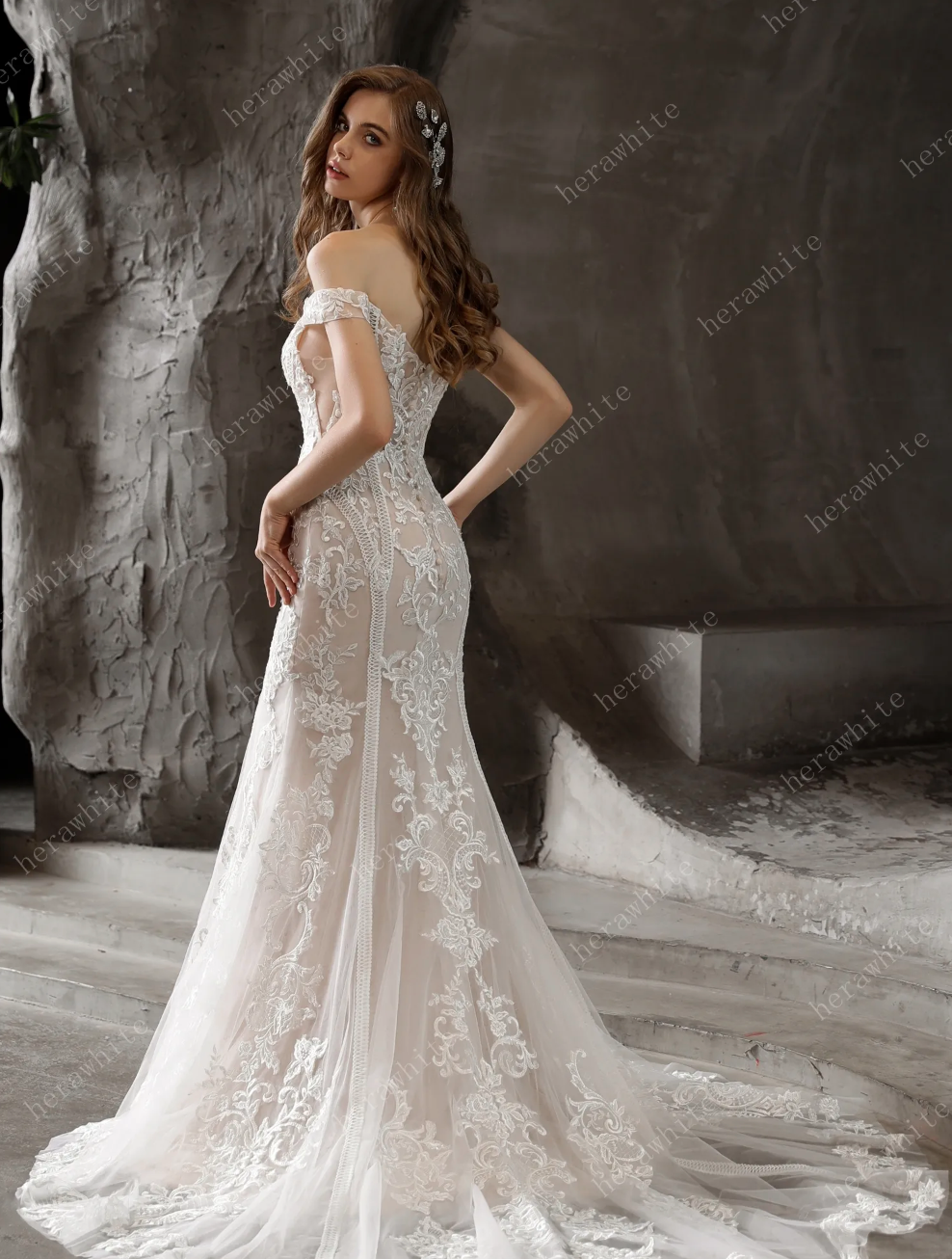 Lace Wedding Dress Glitter Tulle Bridal Gown with Detachable Train,  all is possible in this lace bridal dress in a soft, statuesque, and ultra-flattering silhouette