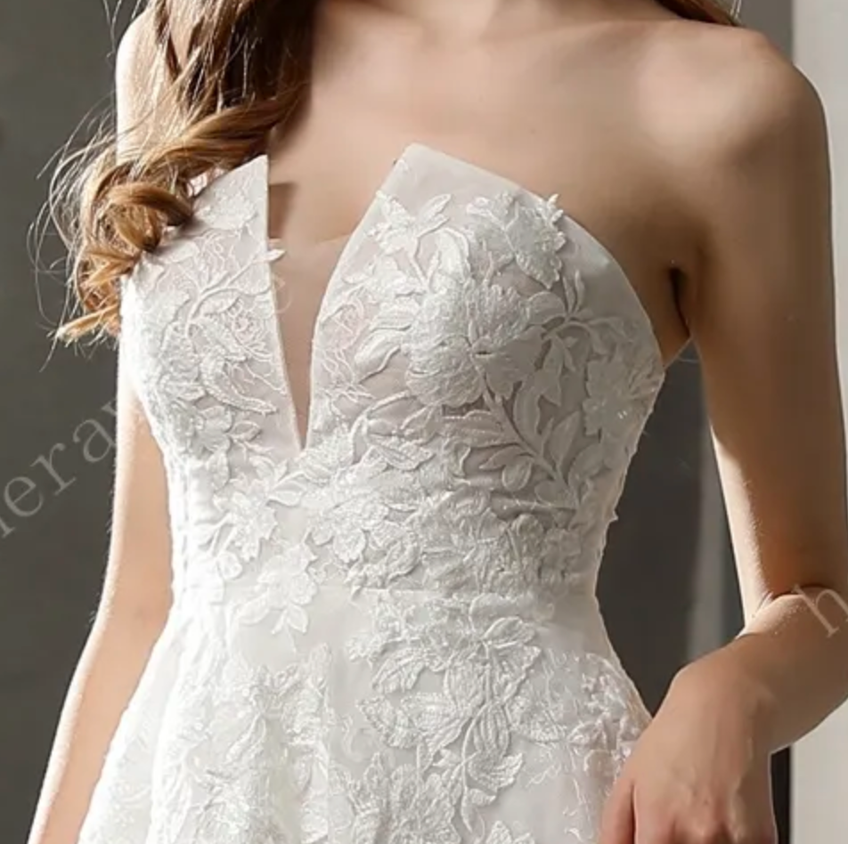 Floral Lace Wedding Dress Detachable Puff Sleeves A Line Bridal Gown,  turn heads in this soft luxe bridal look. A strapless sweetheart neckline features a dramati