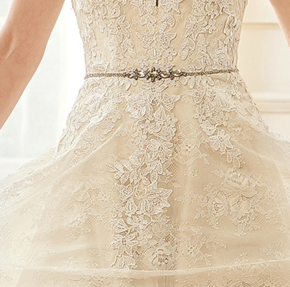 Wedding Dress Illusion Halter Neckline Lace Bridal Gown