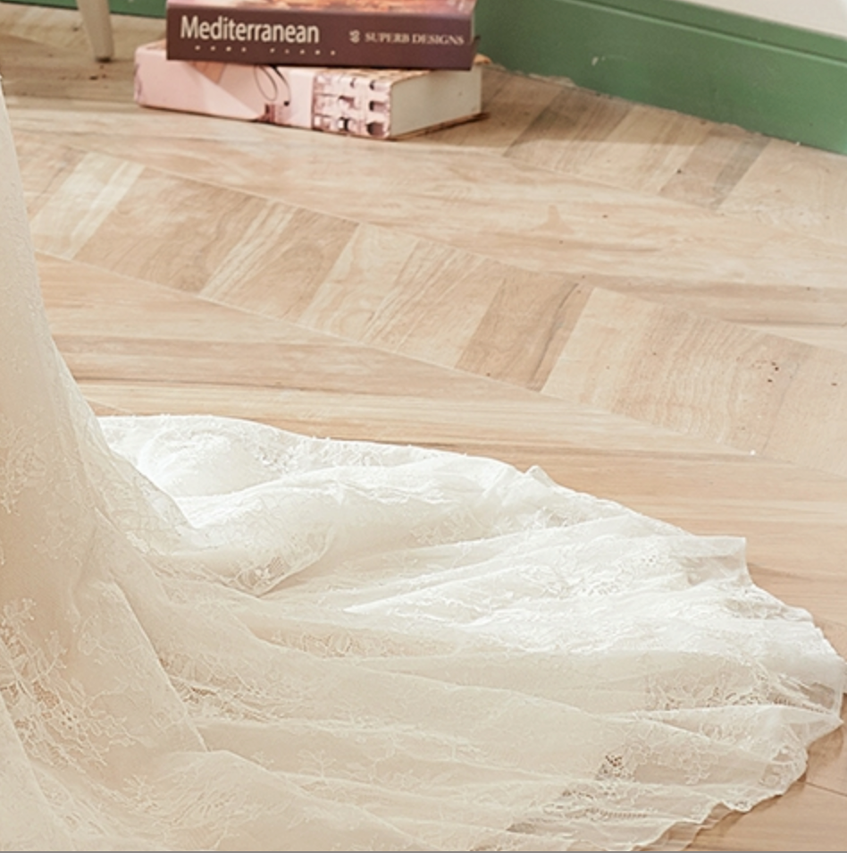 Wedding Dress Illusion Halter Neckline Lace Bridal Gown