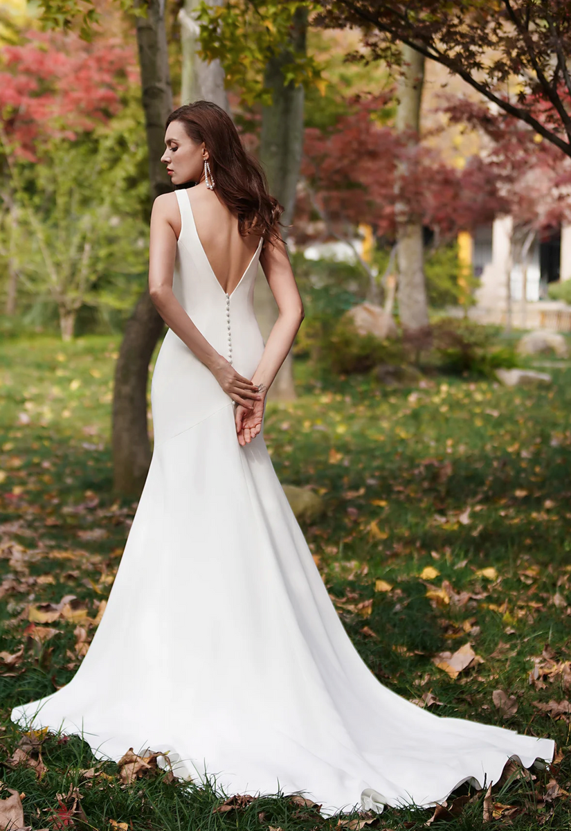 Simple Fit Flare Wedding Dress With A Deep V Back TulleLux