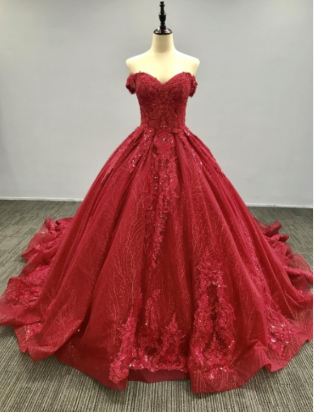 Ballroom Classic Red Wedding Sleeveless Bridal Gown