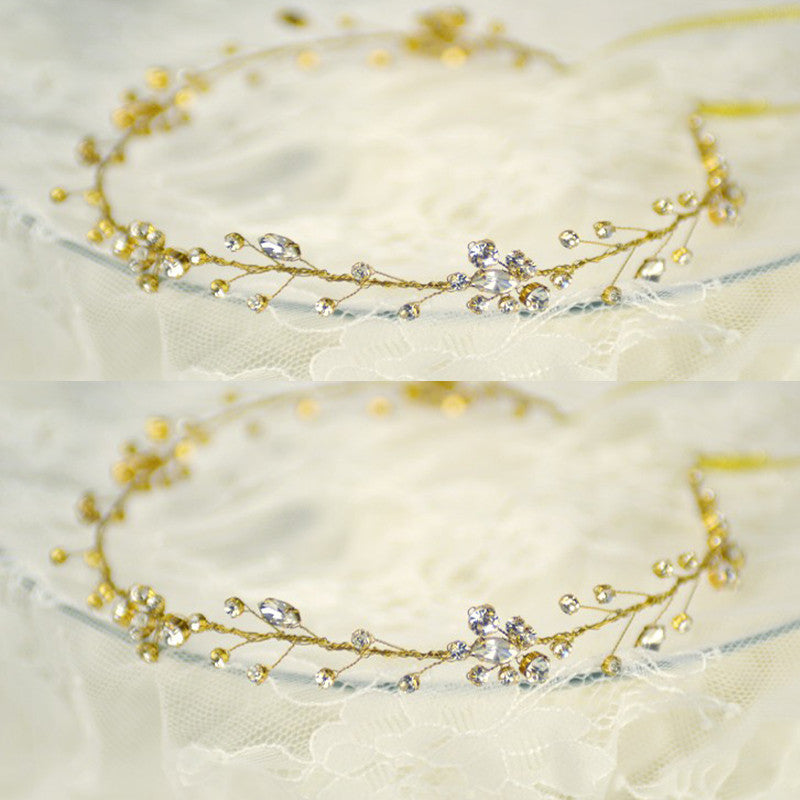 Bridal Headpiece Crystal Wedding Hair Crown, Enhance your bridal look with our Tiara Crystal Bridal Wedding Crown Headdress! This bendable headband