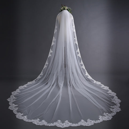 White/Ivory Cathedral Length Lace Edge Wedding Bridal Veil With Comb