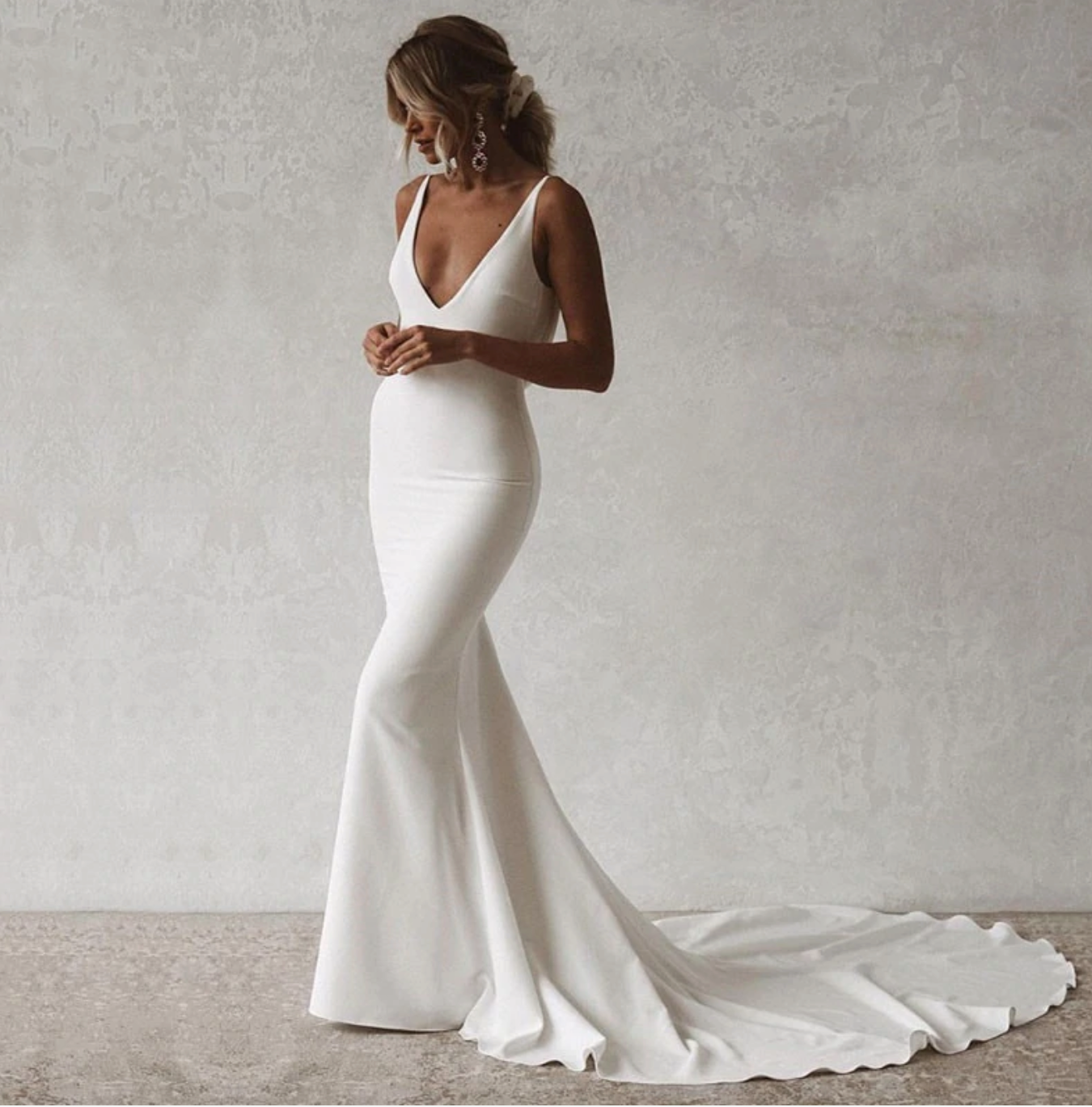 What Are The Length Differences Between Wedding Dress Trains?