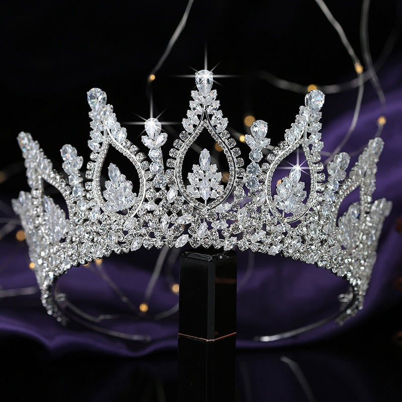 
                      
                        Cubic Zirconia Princess Pageant Wedding Hair Accessory Tiara Crown
                      
                    