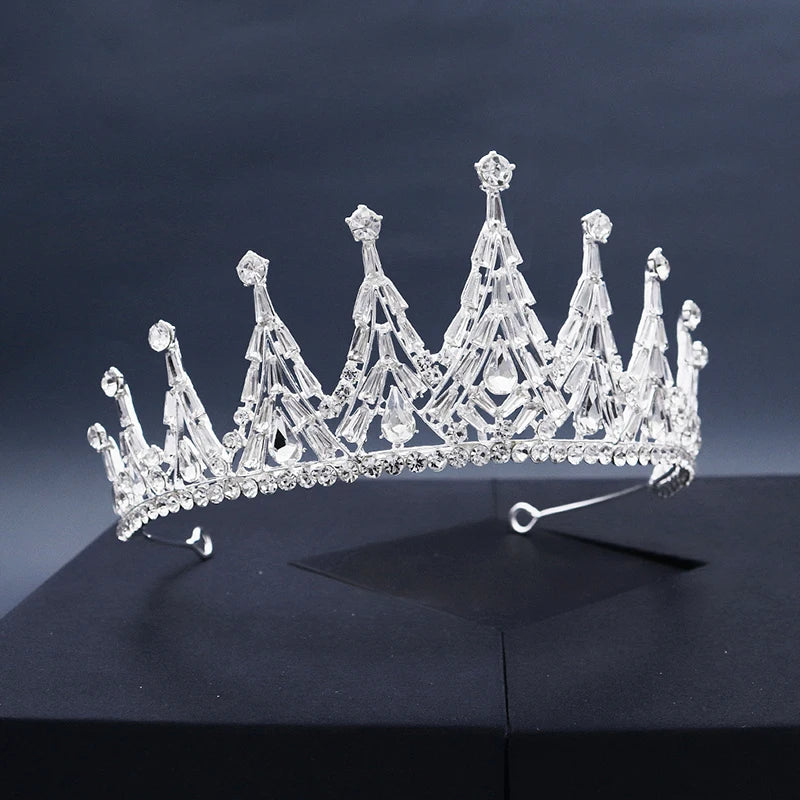 
                      
                        Fashion Crystal Bridal Wedding Crown Silver Color Tiara Hair  Accessory
                      
                    