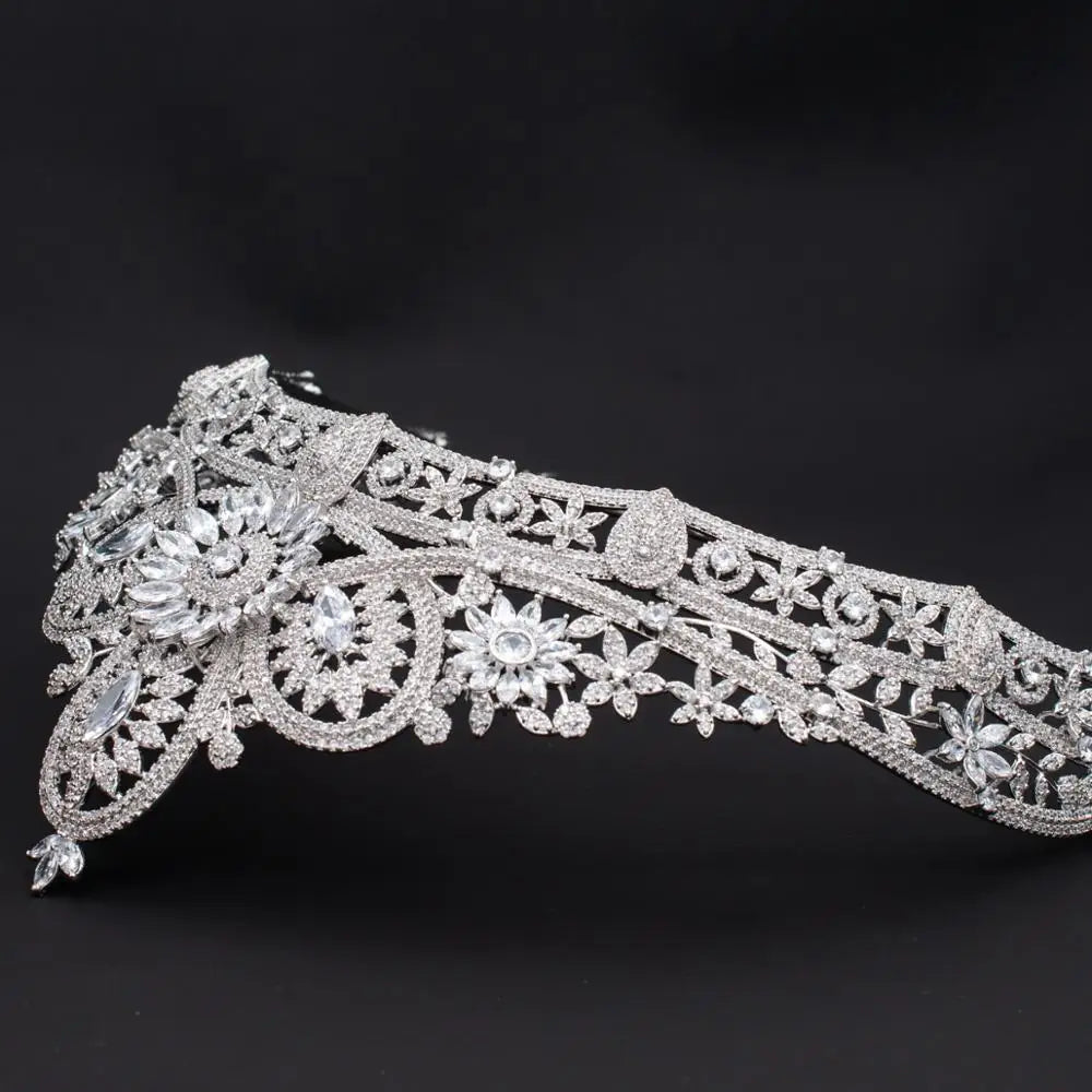 
                      
                        3A level Cubic Zirconia Wedding Bridal Royal Tiara Crown Hair Accessory
                      
                    