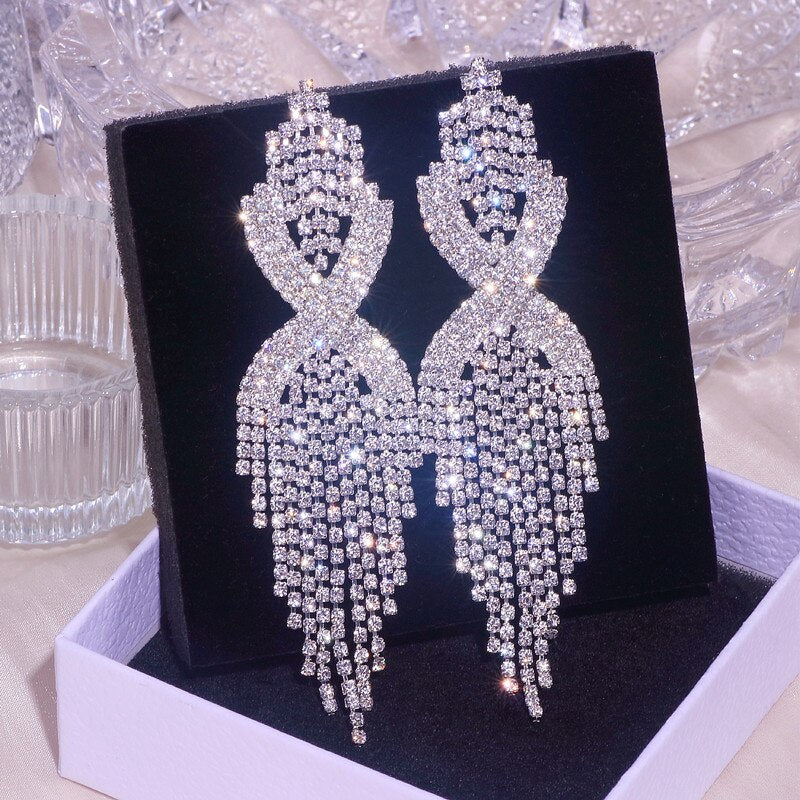 
                      
                        Elegant Long Tassel Earrings Silver Color Shinning Rhinestone Drop Dangle Earring
                      
                    