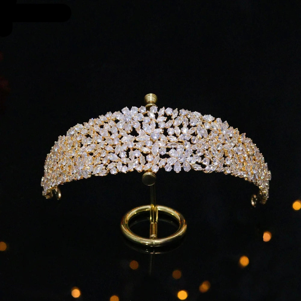 
                      
                        Cubic Zircon Wedding Tiara Crowns for Women Handmade Hair Accessories
                      
                    