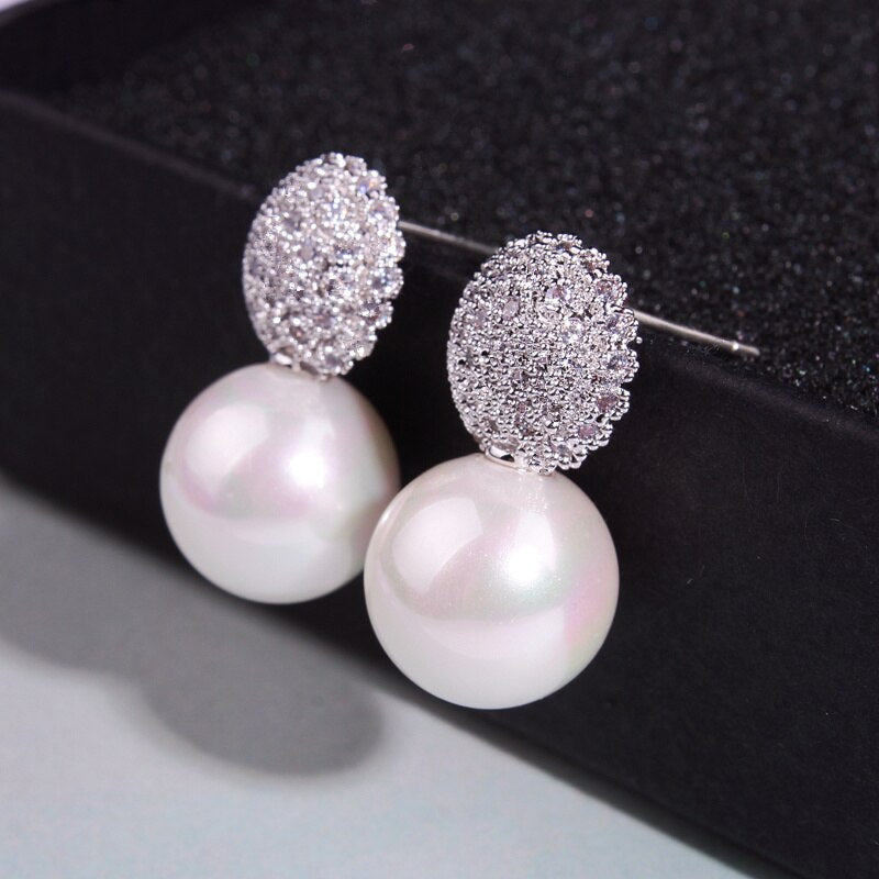 
                      
                        Party Pearl Earrings Elegant Crystals Stud Earrings For Women
                      
                    