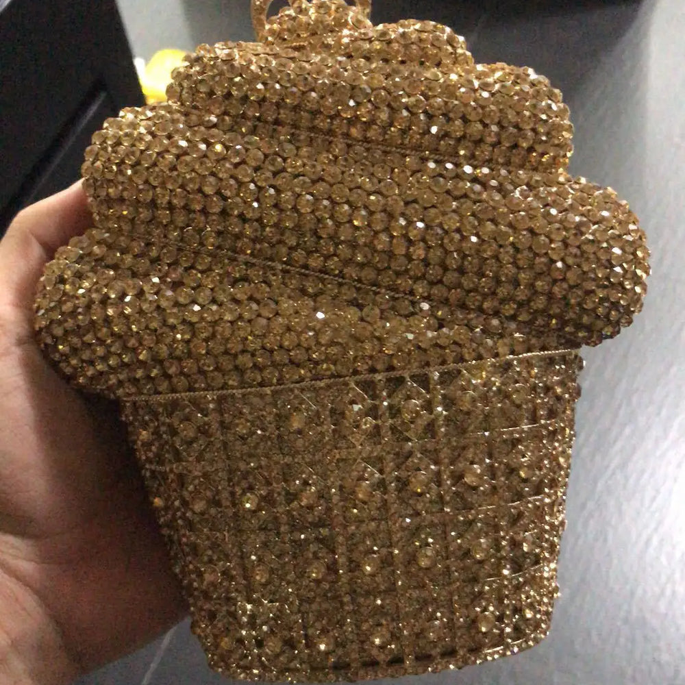 
                      
                        Ice Cream Crystal Evening Bag CupCake Wedding Party Prom Clutch Purse, elevate your evening ensemble with this whimsical crystal clutch
                      
                    