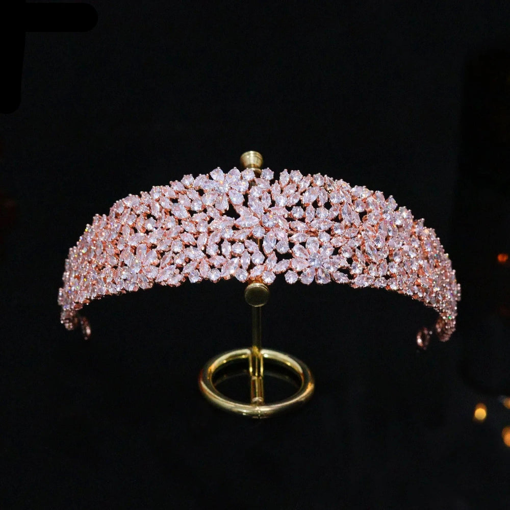 
                      
                        Cubic Zircon Wedding Tiara Crowns for Women Handmade Hair Accessories
                      
                    