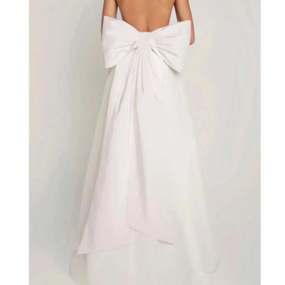 
                      
                        Satin Backless Strapless Jumpsuit Wedding Dress Bow Detachable Train
                      
                    