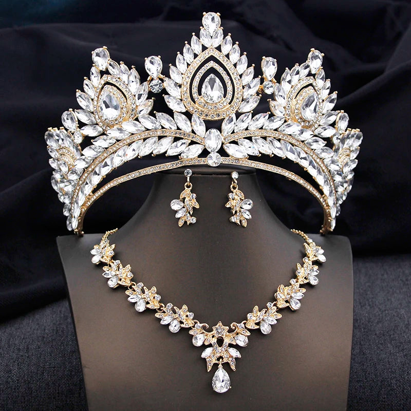 
                      
                        3 Pcs  Tiara Crown Bridal Birthday Party  Jewelry Sets Necklace Earrings Costume Accessories
                      
                    