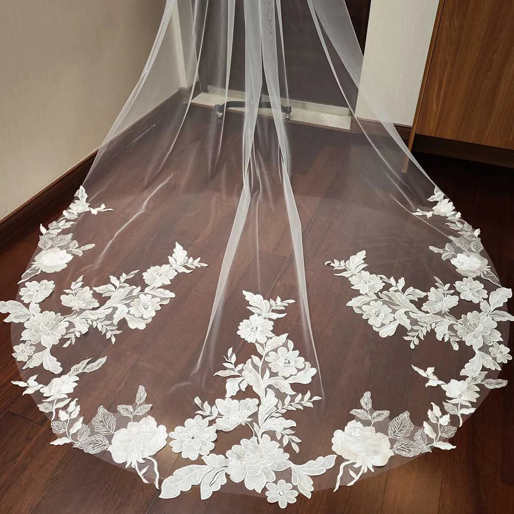 
                      
                        Fairy Floral Lace Wedding Bridal Veil with Comb 3 Meters Long Single Tier
                      
                    