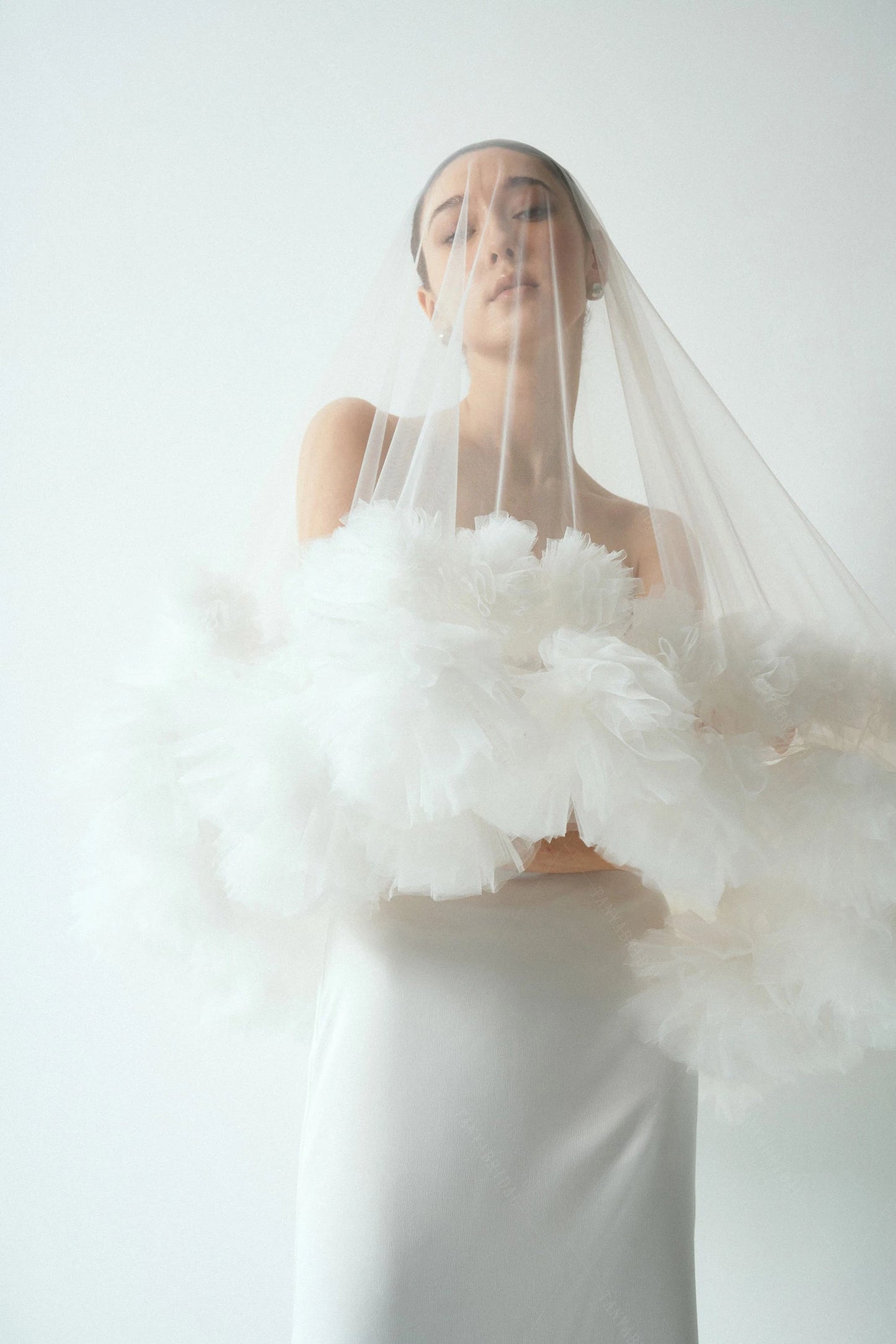 Puffy Tulle Wedding Veil With Comb Short Bridal Headpiece