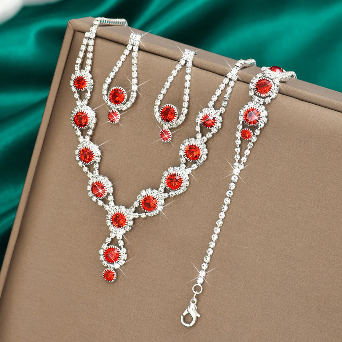 Shining Crystal Rhinestone Necklace Earrings Bracelet Shining Crystal Rhinestone Necklace Earrings Bracelet