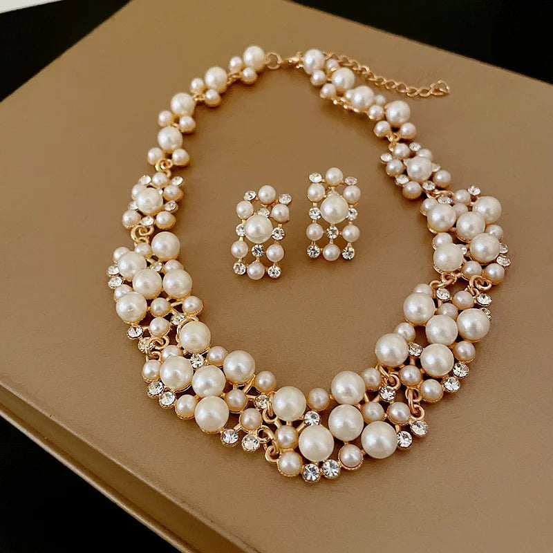 Pearl necklace and earrings jewelry set 