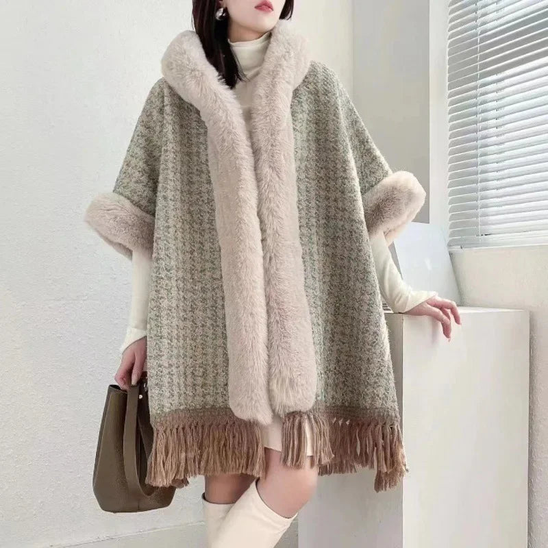 
                      
                        Women's Hooded Fleece-lined Thickened Loose-fit Cardigan Grid Pattern Woolen Fringe Jacket
                      
                    