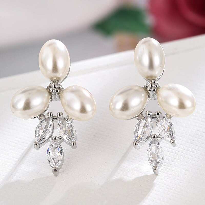 
                      
                        Fashion Imitation Pearl Drop Cubic Zirconia Wedding Earrings
                      
                    