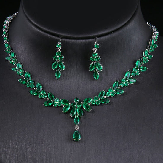 Load image into Gallery viewer, Luxury Green Cubic  Zirconia Crystal Necklace and Earrings Jewelry Set
