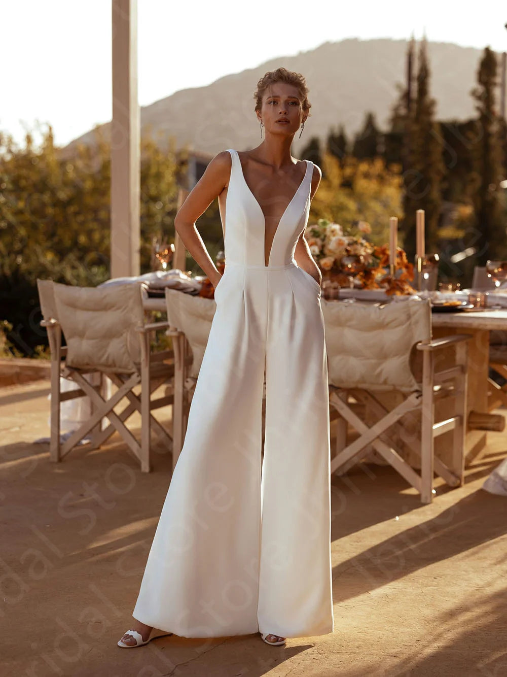 Two Piece Wedding Dress Jumpsuit Bridal Gown Pants with Cape, make a statement at the altar in this show-stopping two-piece wedding jumpsuit