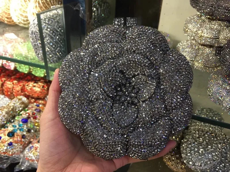 
                      
                        Crystal Rose Clutch Purse Rhinestone Evening Wedding Party Purse, elevate your evening with this exquisite rose floral mini clutch
                      
                    