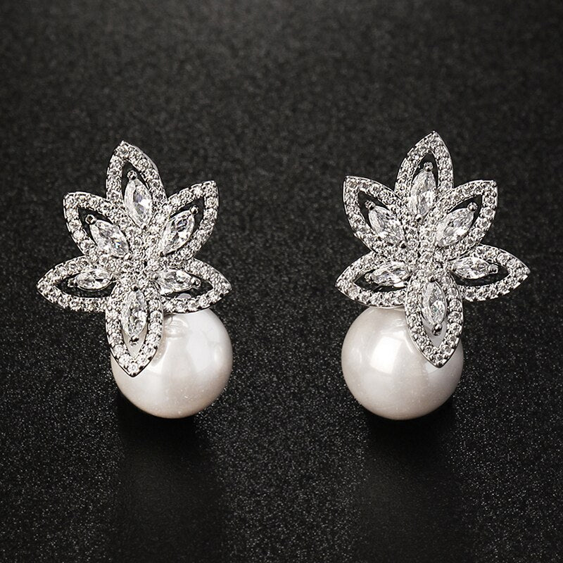 
                      
                        Fashion Imitation Pearl Drop Cubic Zirconia Wedding Earrings
                      
                    