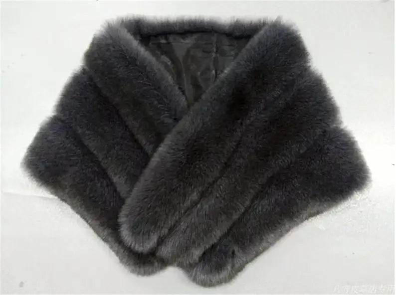 Faux Fur Wedding Shawl Soft Thick Bridal Wrap Formal Party Accessory, transform your bridal ensemble with this sumptuous faux fur wrap